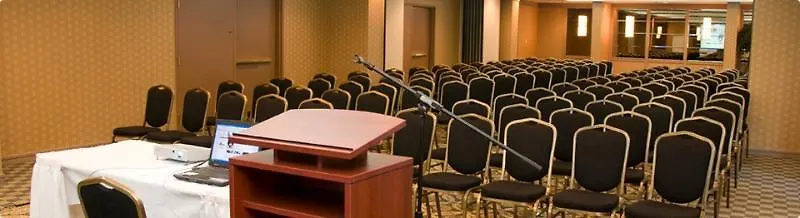 Ramada Hotel Toronto 3*,  Canada